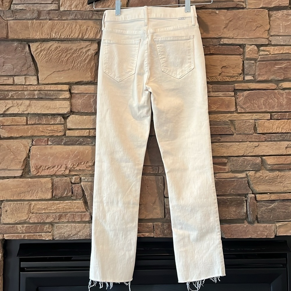 NWT MOTHER The Rascal Crop Fray! - Picture 6 of 11